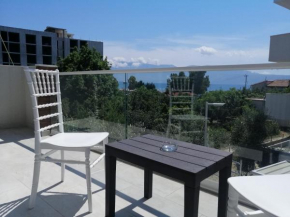 Kamax Radhimë apartment